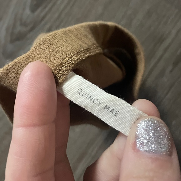 Quincy Mae brand new baby bottom - Picture 2 of 4